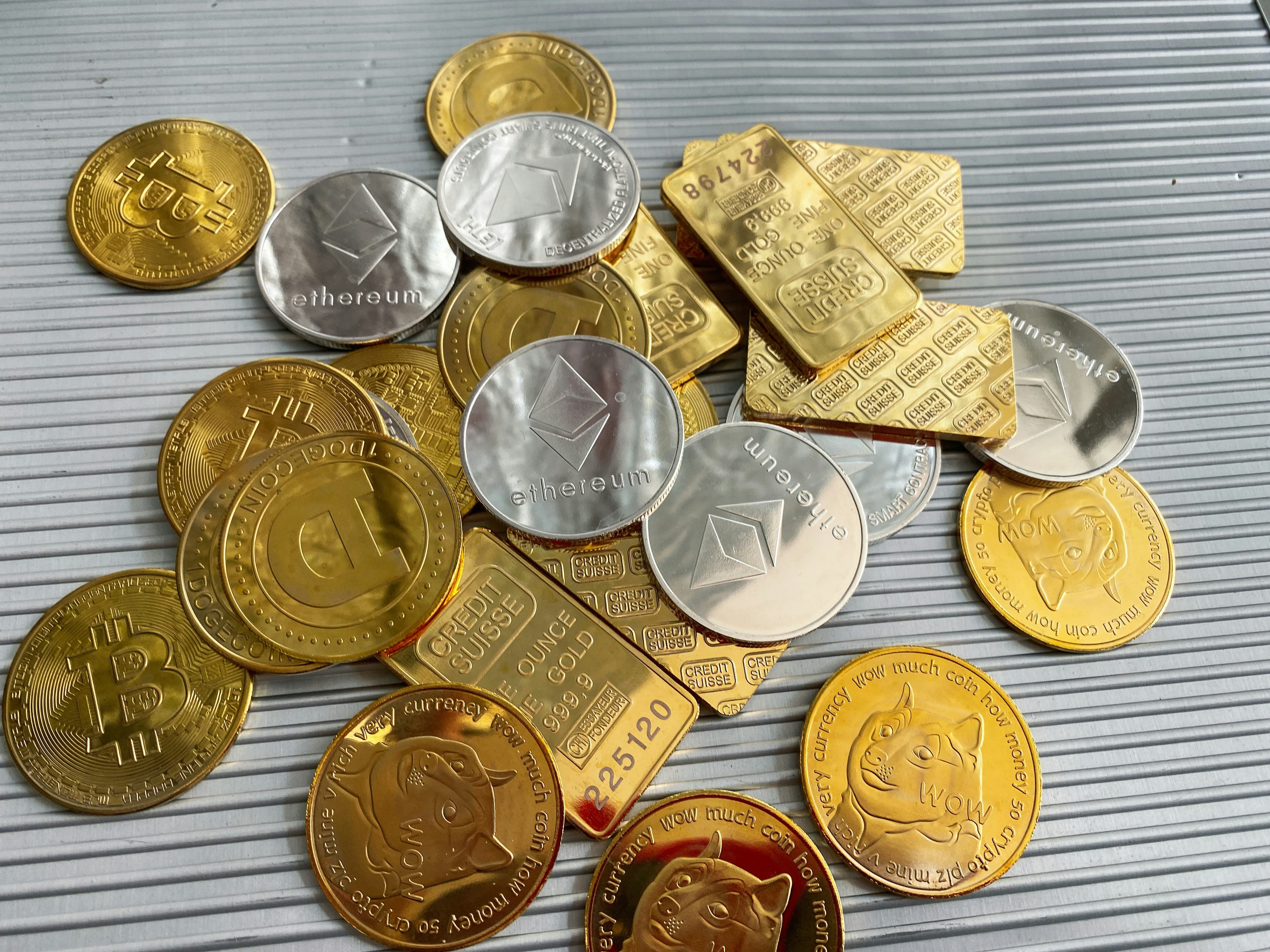 Gold: The Timeless Instrument of Investment and Diversification